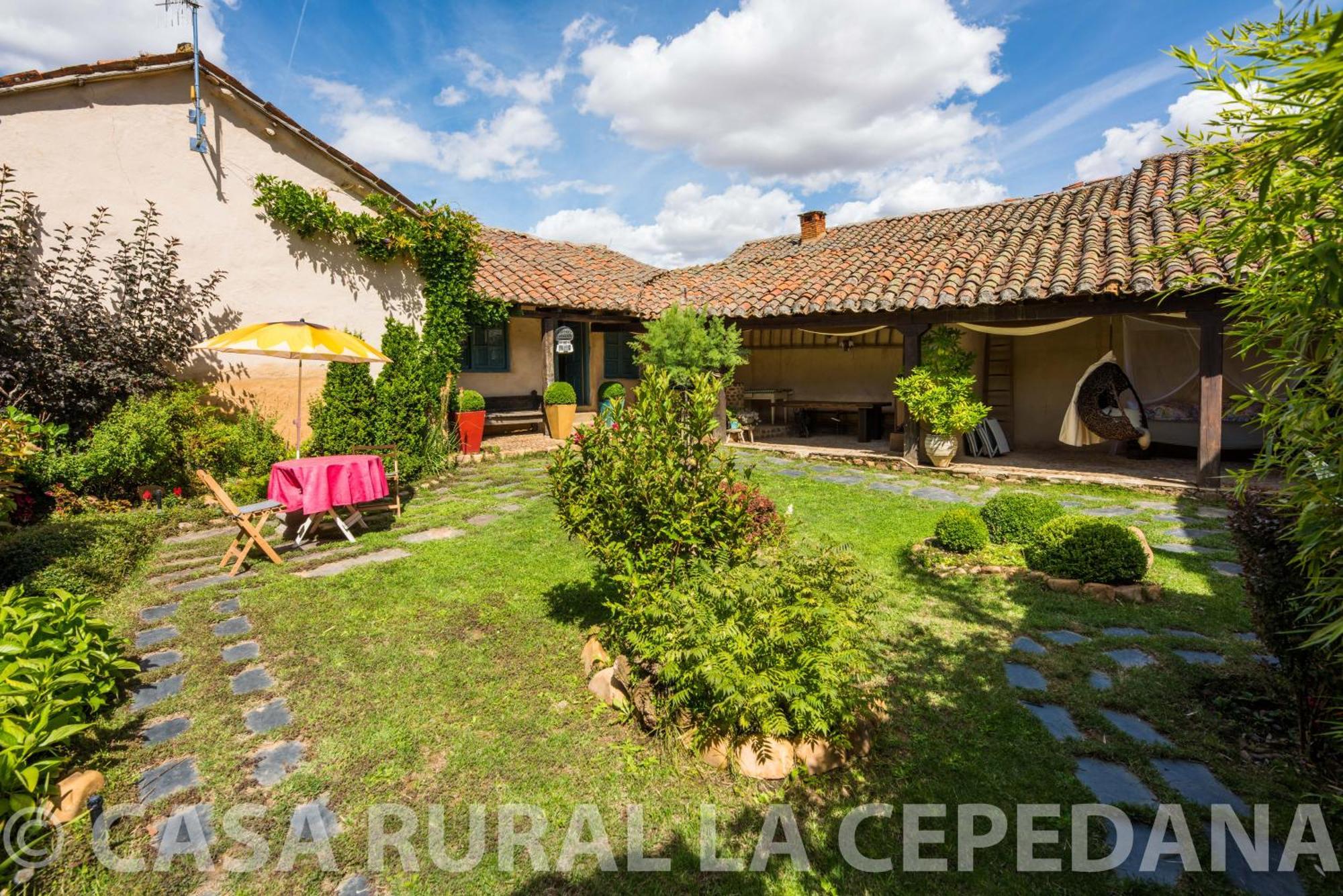 Descubre La Cepedana: Casa Rural Con Encanto En Cogorderos, A Solo 10 Km De Astorga Bagian luar foto