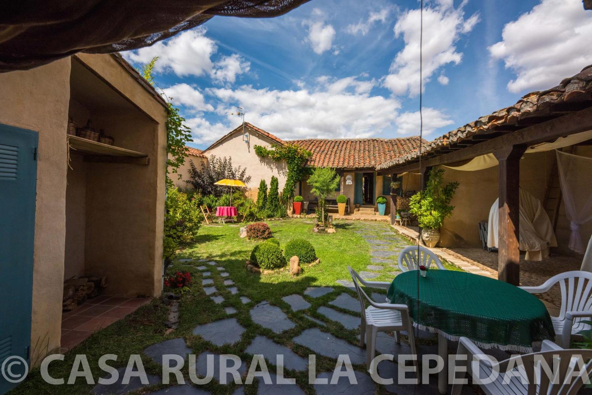 Descubre La Cepedana: Casa Rural Con Encanto En Cogorderos, A Solo 10 Km De Astorga Bagian luar foto