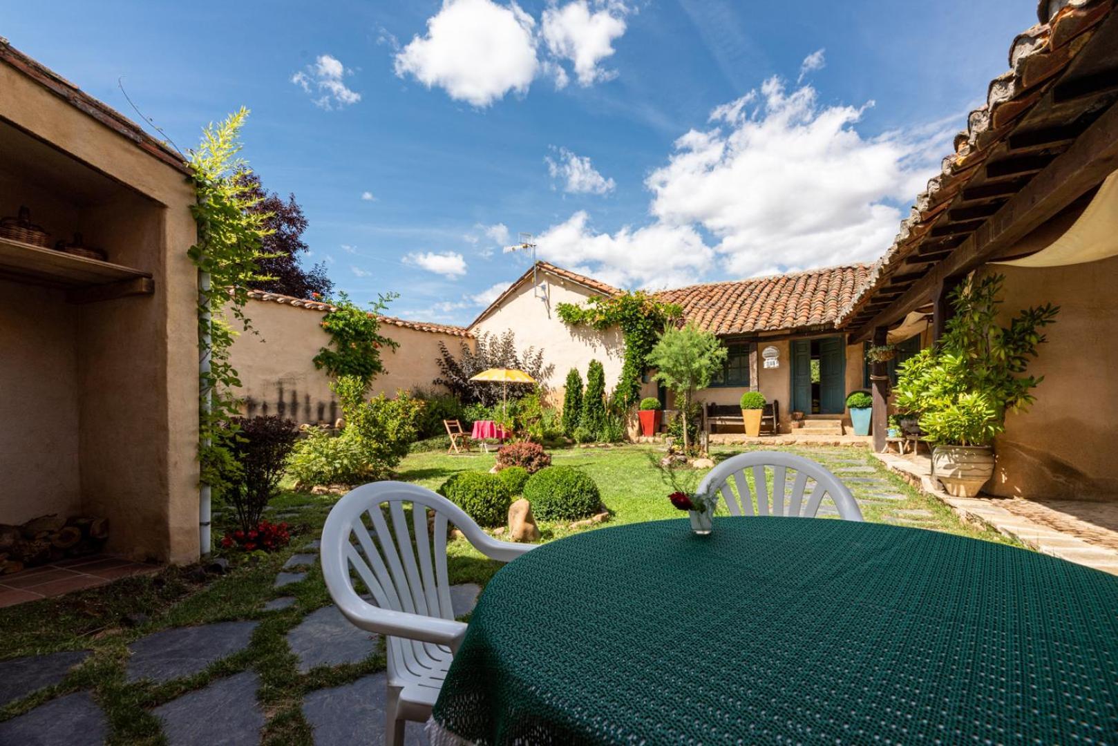 Descubre La Cepedana: Casa Rural Con Encanto En Cogorderos, A Solo 10 Km De Astorga Bagian luar foto